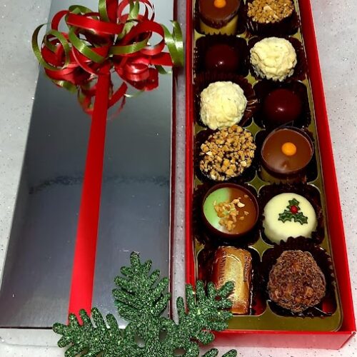 Christmas 16 chocolate selection box