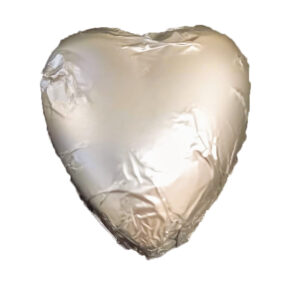 Silver Heart Hazelnut praline Milk chocolate heart
