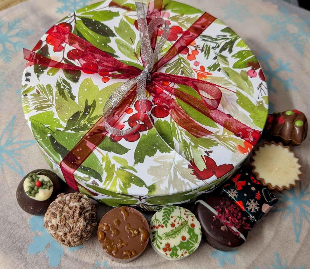 30 Chocolate Round Box