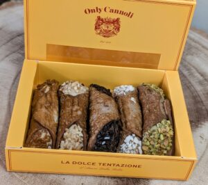 Only Cannoli 5 gift box