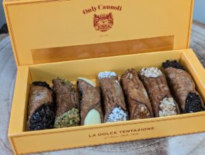 Only Cannoli 7 gift box