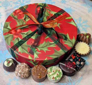 Holly 15 chocolate round box of chocolates