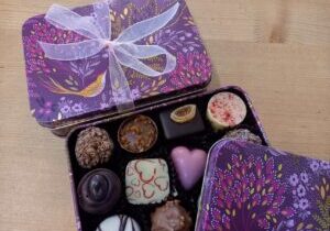 Sara Miller London Haveli gift tin with chocolates